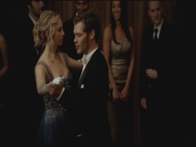 VampireDiariesWorld-dot-org-S3TVD_3x14DangerousLiaisons0798.jpg