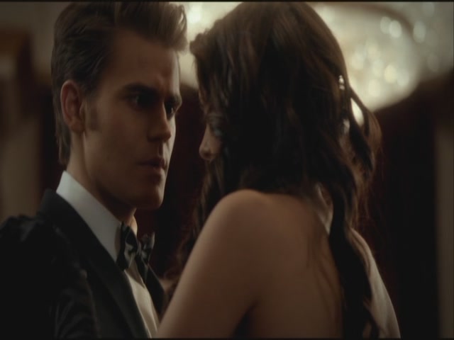 VampireDiariesWorld-dot-org-S3TVD_3x14DangerousLiaisons0826.jpg