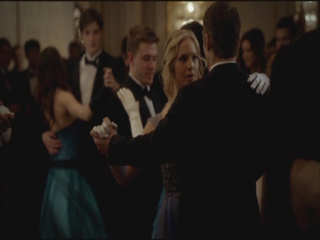 VampireDiariesWorld-dot-org-S3TVD_3x14DangerousLiaisons0841.jpg