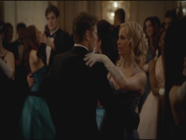 VampireDiariesWorld-dot-org-S3TVD_3x14DangerousLiaisons0842.jpg