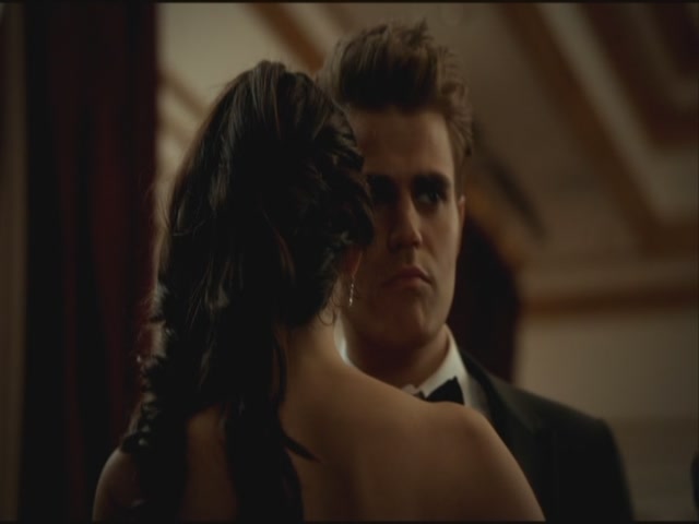 VampireDiariesWorld-dot-org-S3TVD_3x14DangerousLiaisons0867.jpg