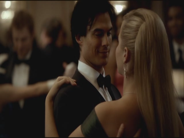 VampireDiariesWorld-dot-org-S3TVD_3x14DangerousLiaisons0887.jpg