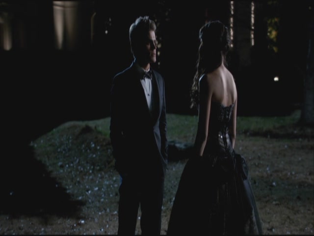 VampireDiariesWorld-dot-org-S3TVD_3x14DangerousLiaisons0909.jpg