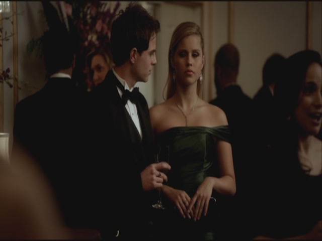 VampireDiariesWorld-dot-org-S3TVD_3x14DangerousLiaisons0960.jpg