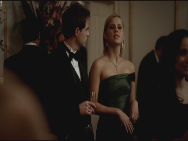 VampireDiariesWorld-dot-org-S3TVD_3x14DangerousLiaisons0962.jpg