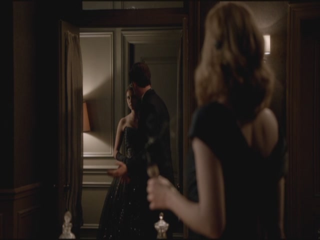 VampireDiariesWorld-dot-org-S3TVD_3x14DangerousLiaisons1076.jpg