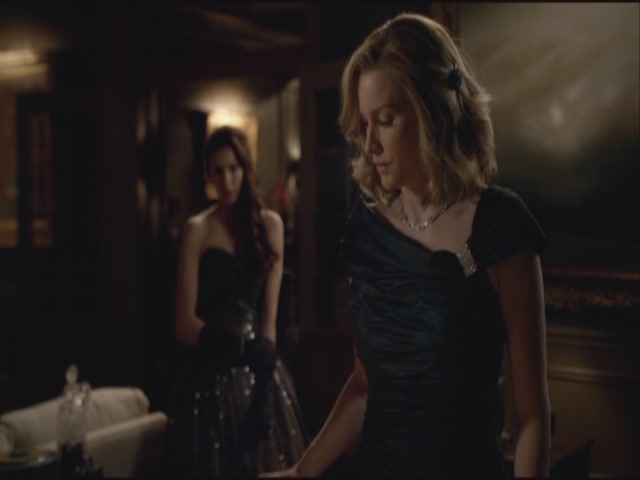 VampireDiariesWorld-dot-org-S3TVD_3x14DangerousLiaisons1243.jpg