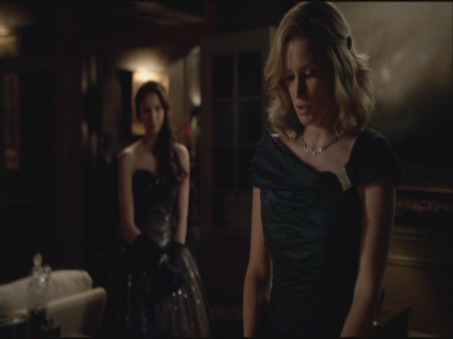 VampireDiariesWorld-dot-org-S3TVD_3x14DangerousLiaisons1248.jpg