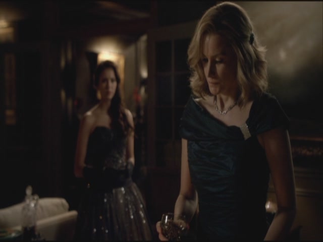 VampireDiariesWorld-dot-org-S3TVD_3x14DangerousLiaisons1260.jpg