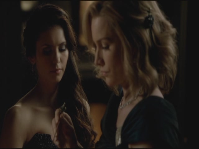 VampireDiariesWorld-dot-org-S3TVD_3x14DangerousLiaisons1318.jpg