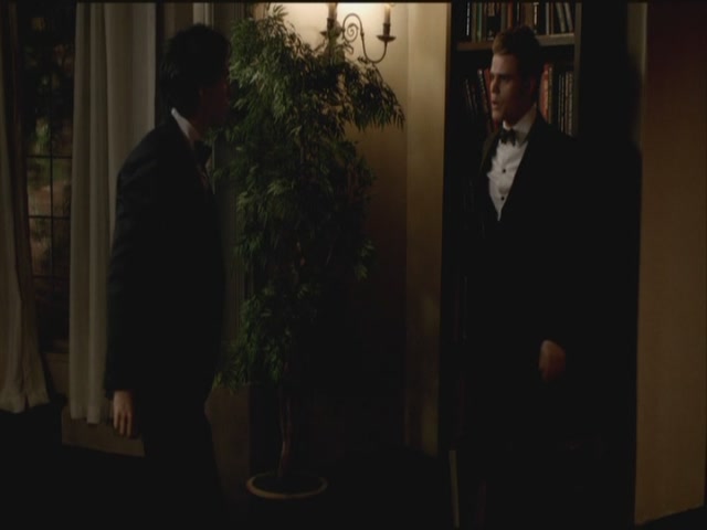 VampireDiariesWorld-dot-org-S3TVD_3x14DangerousLiaisons1398.jpg