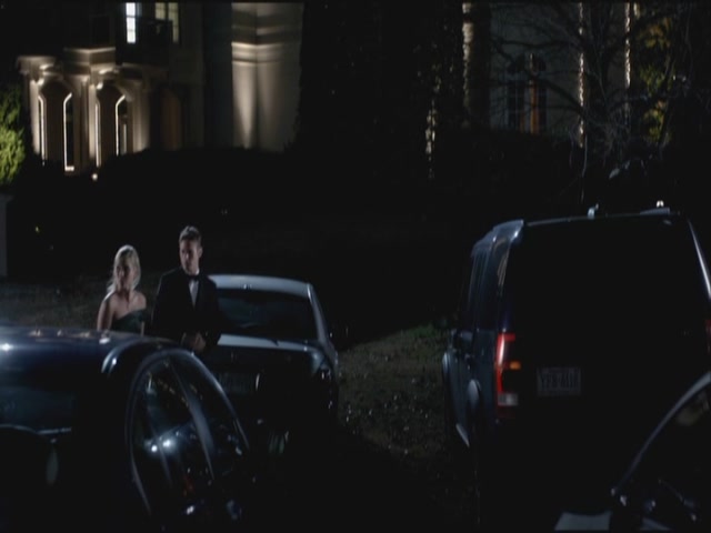 VampireDiariesWorld-dot-org-S3TVD_3x14DangerousLiaisons1419.jpg