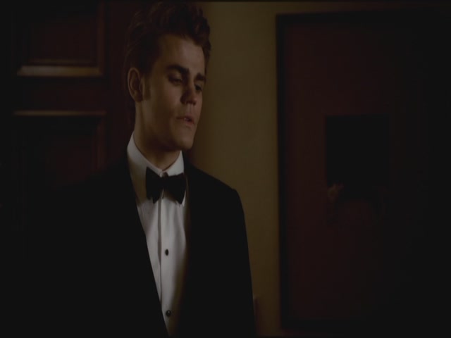 VampireDiariesWorld-dot-org-S3TVD_3x14DangerousLiaisons2046.jpg