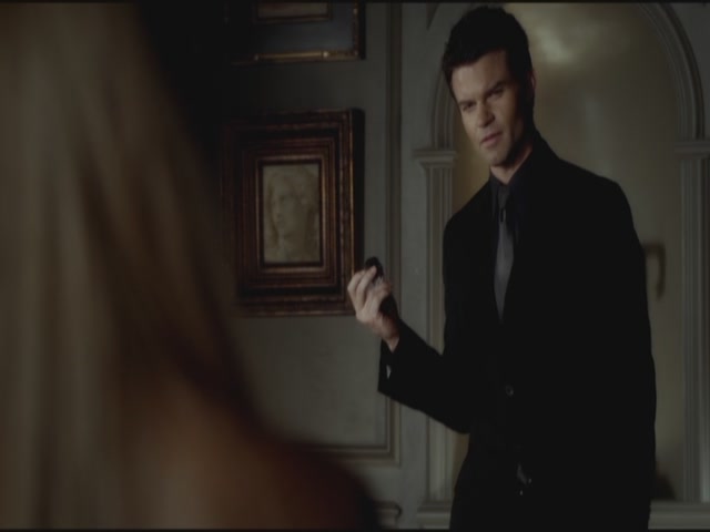 VampireDiariesWorld-dot-org-S3TVD_3x15AllMyChildren0278.jpg