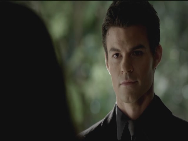 VampireDiariesWorld-dot-org-S3TVD_3x15AllMyChildren0456.jpg