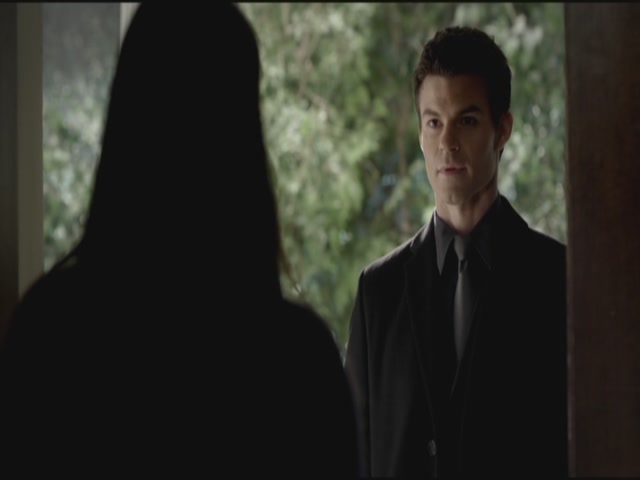 VampireDiariesWorld-dot-org-S3TVD_3x15AllMyChildren0461.jpg