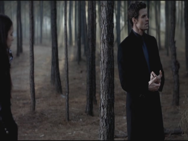 VampireDiariesWorld-dot-org-S3TVD_3x15AllMyChildren0533.jpg