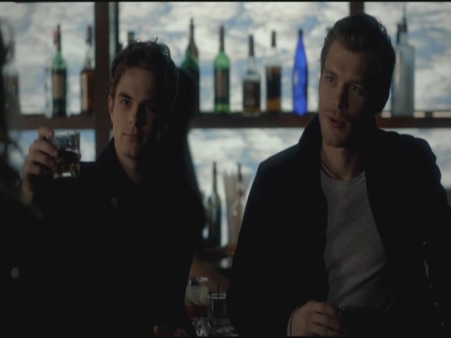 VampireDiariesWorld-dot-org-S3TVD_3x15AllMyChildren1041.jpg