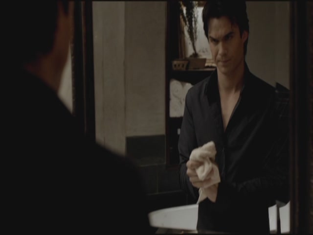 VampireDiariesWorld-dot-org-S3TVD_3x15AllMyChildren1941.jpg