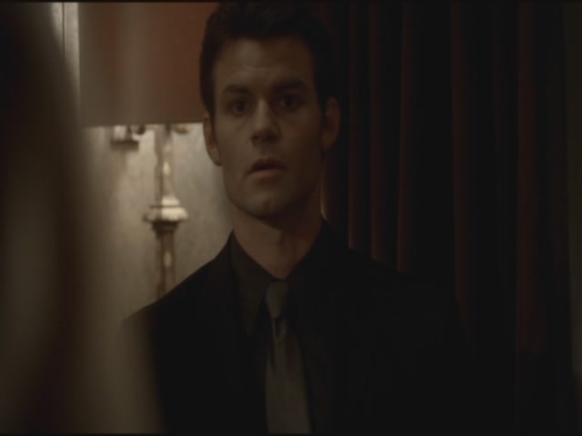 VampireDiariesWorld-dot-org-S3TVD_3x15AllMyChildren2096.jpg