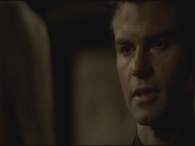 VampireDiariesWorld-dot-org-S3TVD_3x15AllMyChildren2137.jpg