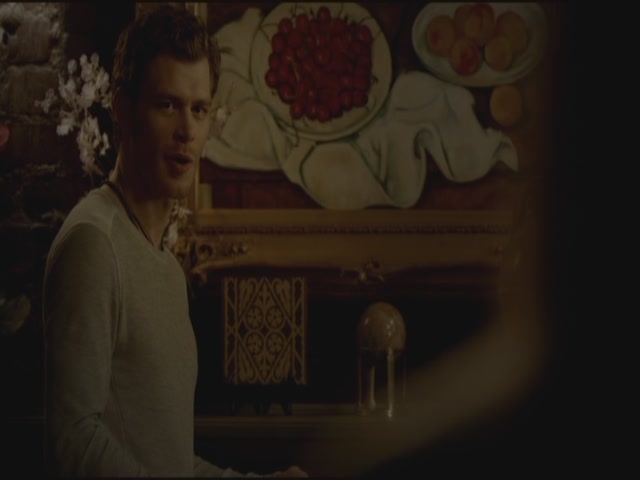 VampireDiariesWorld-dot-org-S3TVD_3x15AllMyChildren2173.jpg