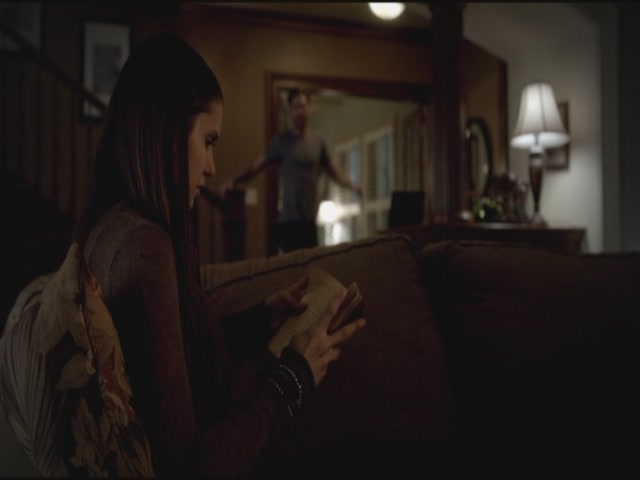 VampireDiariesWorld-dot-org-S3TVD_3x16-1912-1956.jpg