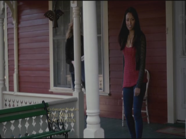 VampireDiariesWorld-dot-org-S3TVD_3x17BreakOnThrough0233.jpg