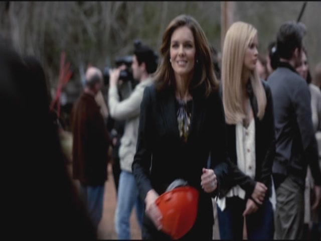 VampireDiariesWorld-dot-org-S3TVD_3x17BreakOnThrough0338.jpg