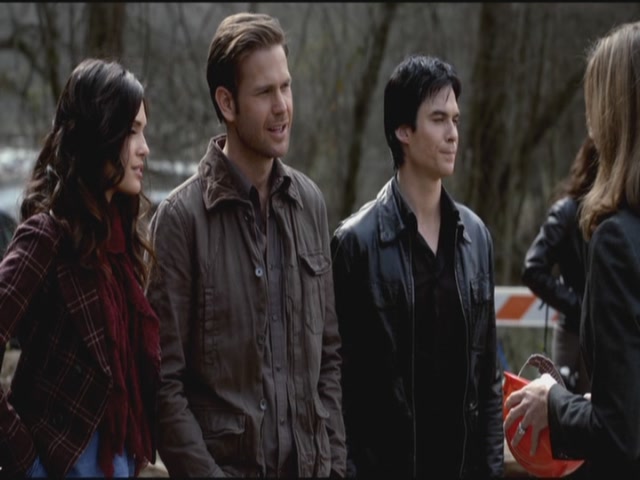 VampireDiariesWorld-dot-org-S3TVD_3x17BreakOnThrough0344.jpg