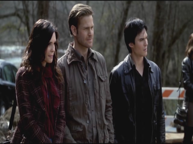 VampireDiariesWorld-dot-org-S3TVD_3x17BreakOnThrough0363.jpg