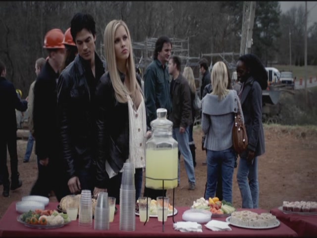 VampireDiariesWorld-dot-org-S3TVD_3x17BreakOnThrough0566.jpg