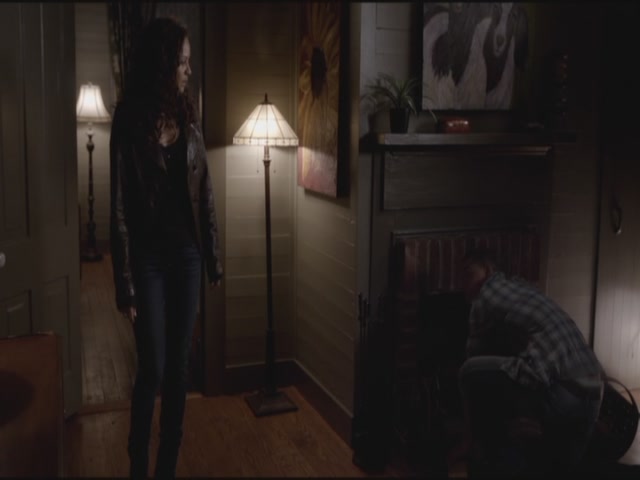 VampireDiariesWorld-dot-org-S3TVD_3x17BreakOnThrough0868.jpg