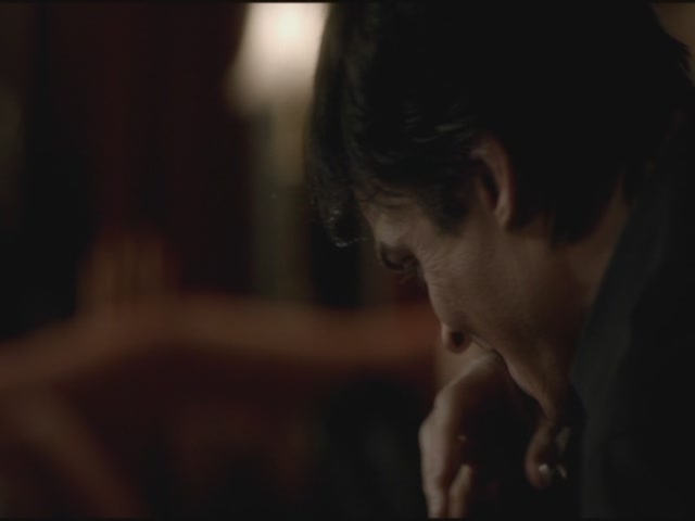 VampireDiariesWorld-dot-org-S3TVD_3x17BreakOnThrough1007.jpg