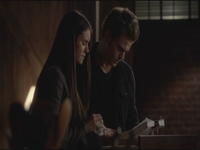 VampireDiariesWorld-dot-org-S3TVD_3x17BreakOnThrough1598.jpg