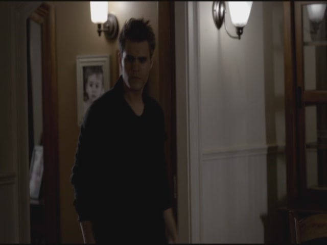 VampireDiariesWorld-dot-org-S3TVD_3x17BreakOnThrough1789.jpg