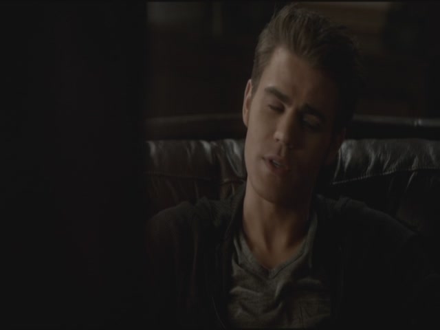 VampireDiariesWorld-dot-org-S3TVD_3x17BreakOnThrough2275.jpg