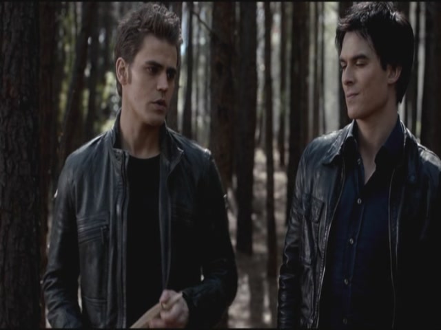 VampireDiariesWorld-dot-org-S3TVD_3x18TheMurderOfOne0328.jpg