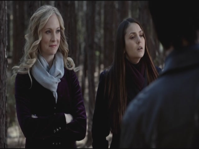 VampireDiariesWorld-dot-org-S3TVD_3x18TheMurderOfOne0333.jpg