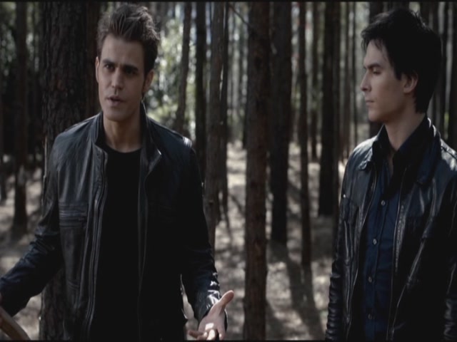 VampireDiariesWorld-dot-org-S3TVD_3x18TheMurderOfOne0334.jpg