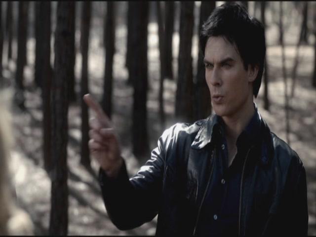 VampireDiariesWorld-dot-org-S3TVD_3x18TheMurderOfOne0335.jpg