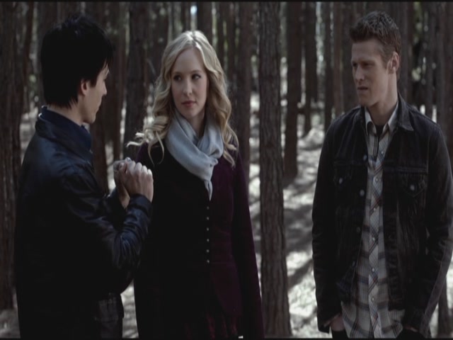 VampireDiariesWorld-dot-org-S3TVD_3x18TheMurderOfOne0354.jpg