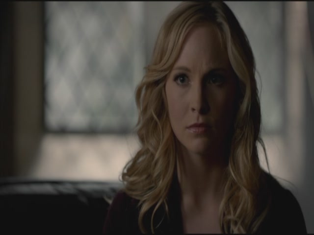 VampireDiariesWorld-dot-org-S3TVD_3x18TheMurderOfOne0801.jpg