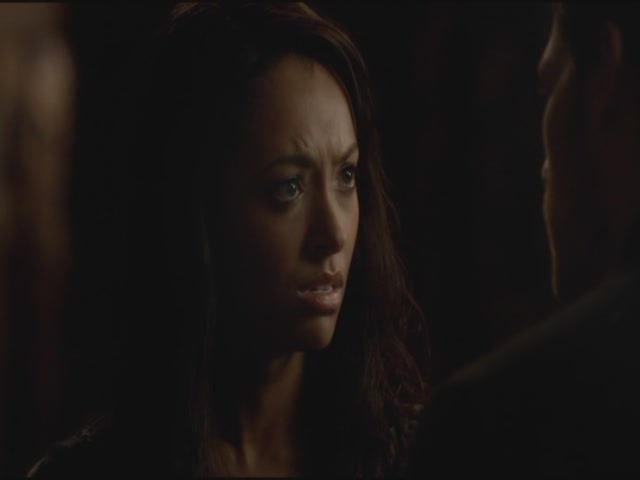 VampireDiariesWorld-dot-org-S3TVD_3x18TheMurderOfOne1123.jpg