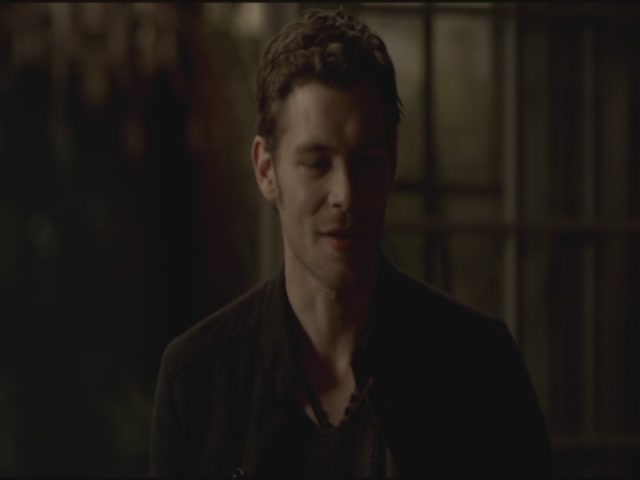 VampireDiariesWorld-dot-org-S3TVD_3x18TheMurderOfOne1129.jpg