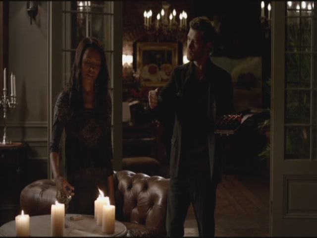 VampireDiariesWorld-dot-org-S3TVD_3x18TheMurderOfOne1158.jpg