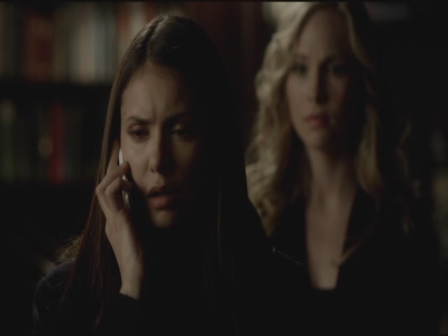 VampireDiariesWorld-dot-org-S3TVD_3x18TheMurderOfOne1437.jpg