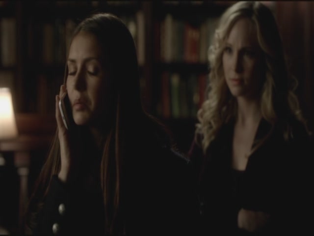 VampireDiariesWorld-dot-org-S3TVD_3x18TheMurderOfOne1447.jpg