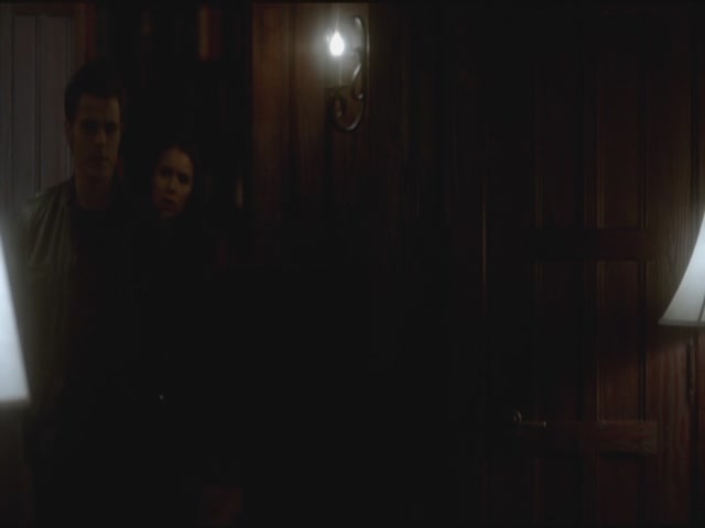 VampireDiariesWorld-dot-org-S3TVD_3x18TheMurderOfOne1471.jpg