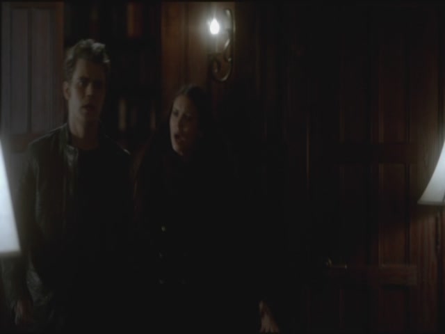 VampireDiariesWorld-dot-org-S3TVD_3x18TheMurderOfOne1472.jpg